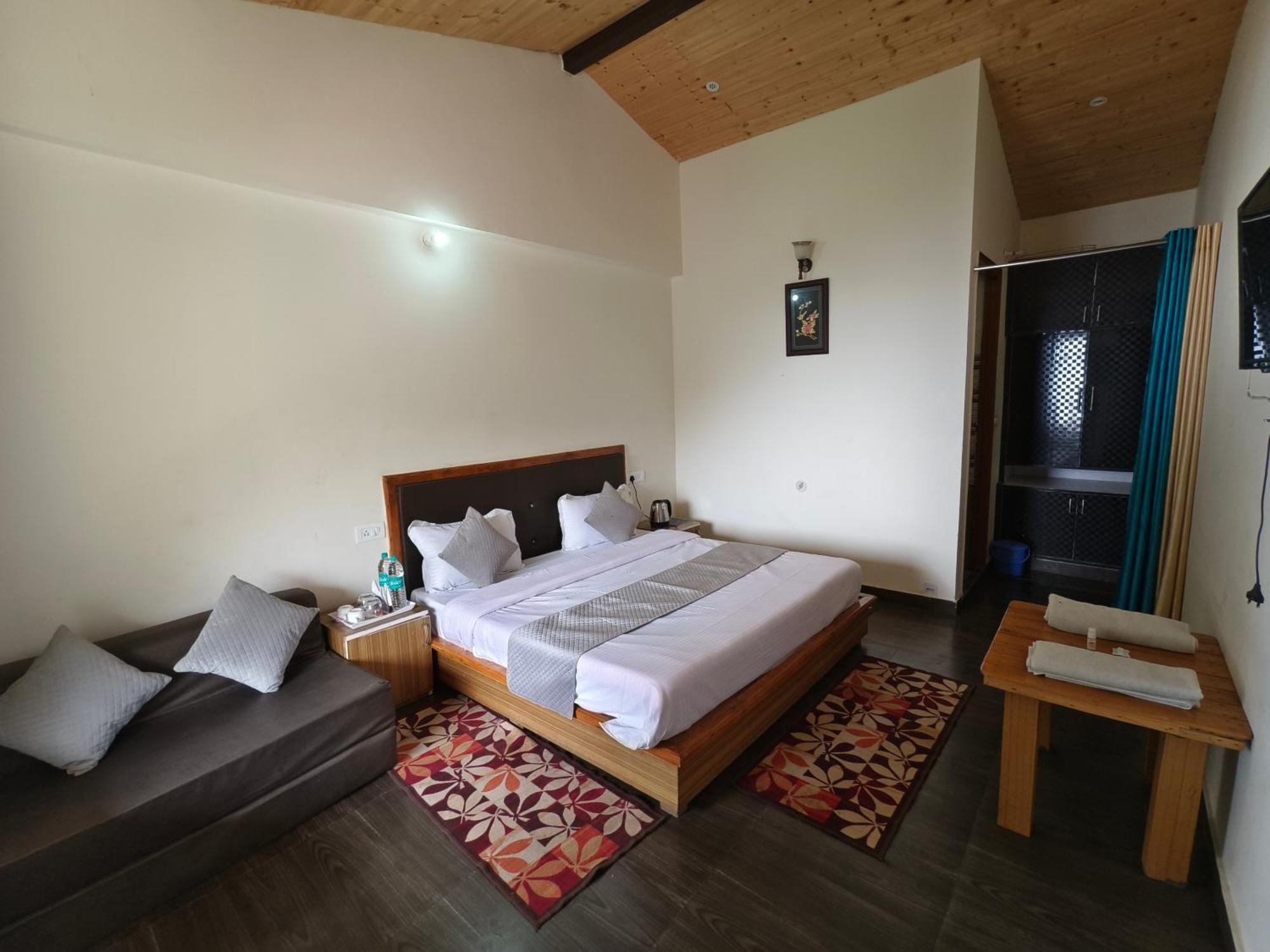 נייניטל Naina Bird Cottage מראה חיצוני תמונה